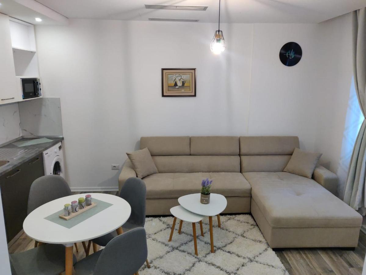 E&A Apartments Guesthouse Дуррес Екстер'єр фото